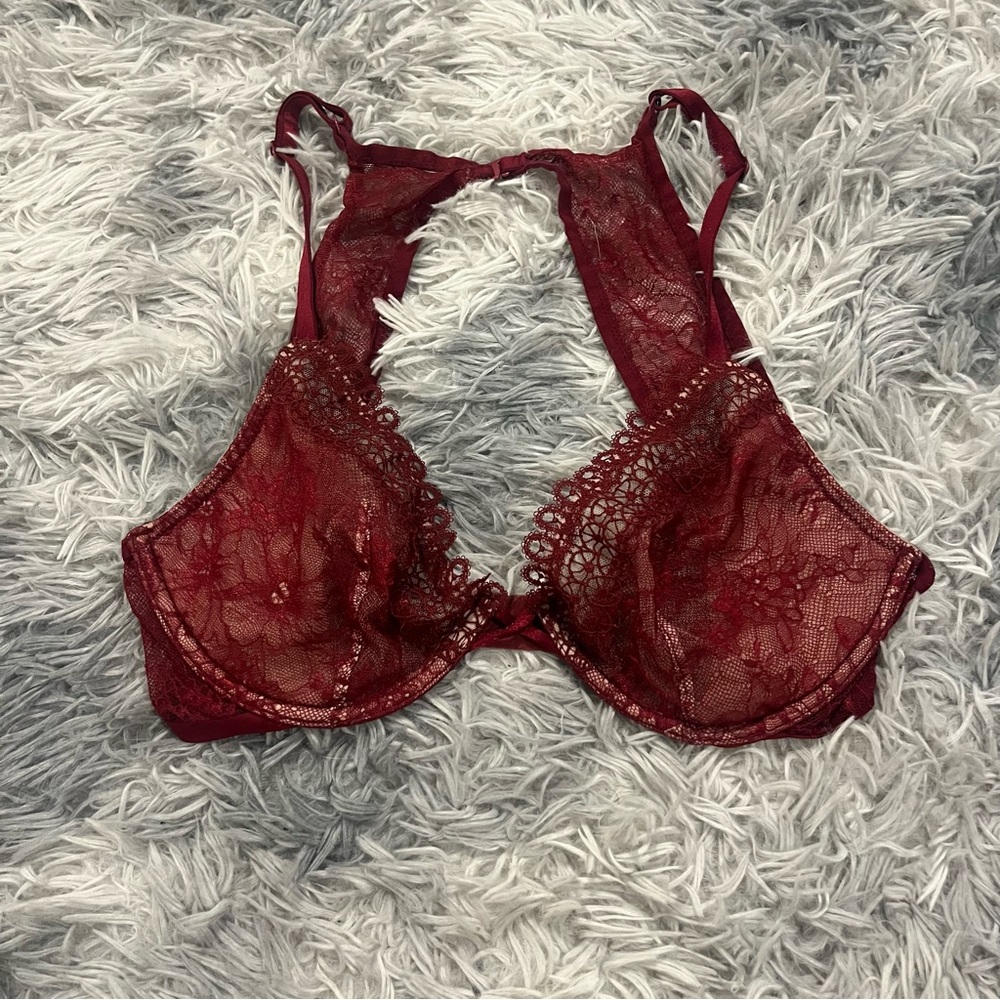 Victoria Secret Valentine Lacey Sexy Deep Red Bra with Underwire - Size 32D
